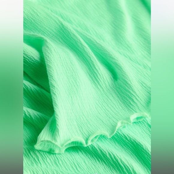 38. H&M short beach dress NWT - Picture 4 of 5